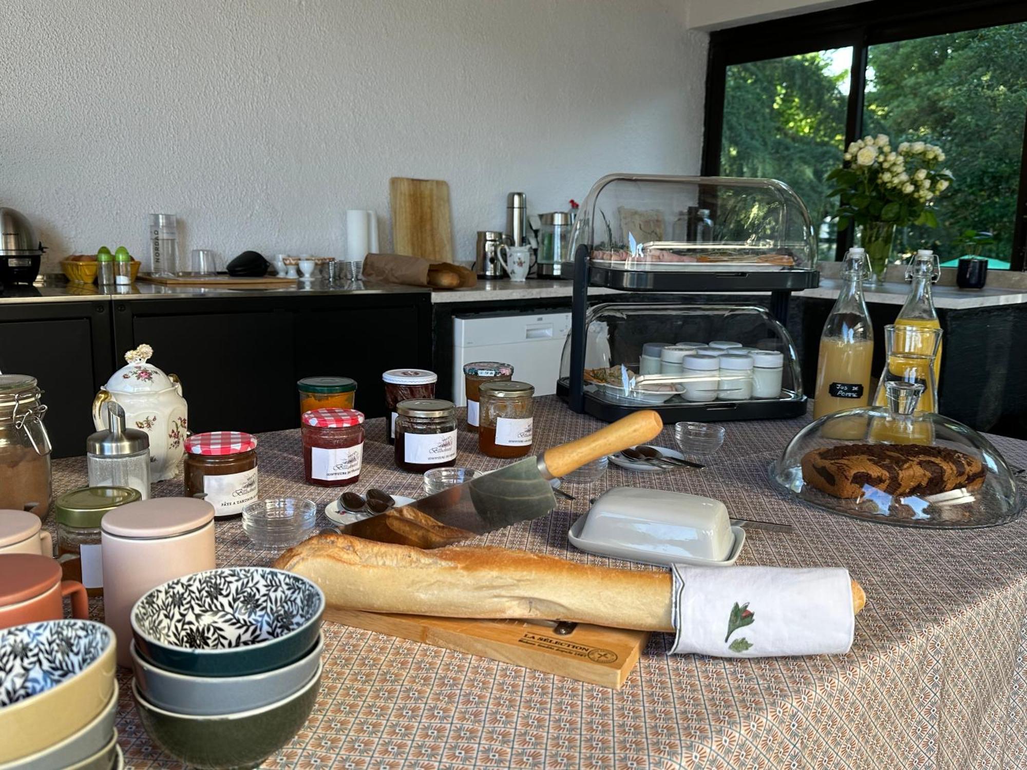 오바뉴 Bastide Beaudinard B&B 외부 사진